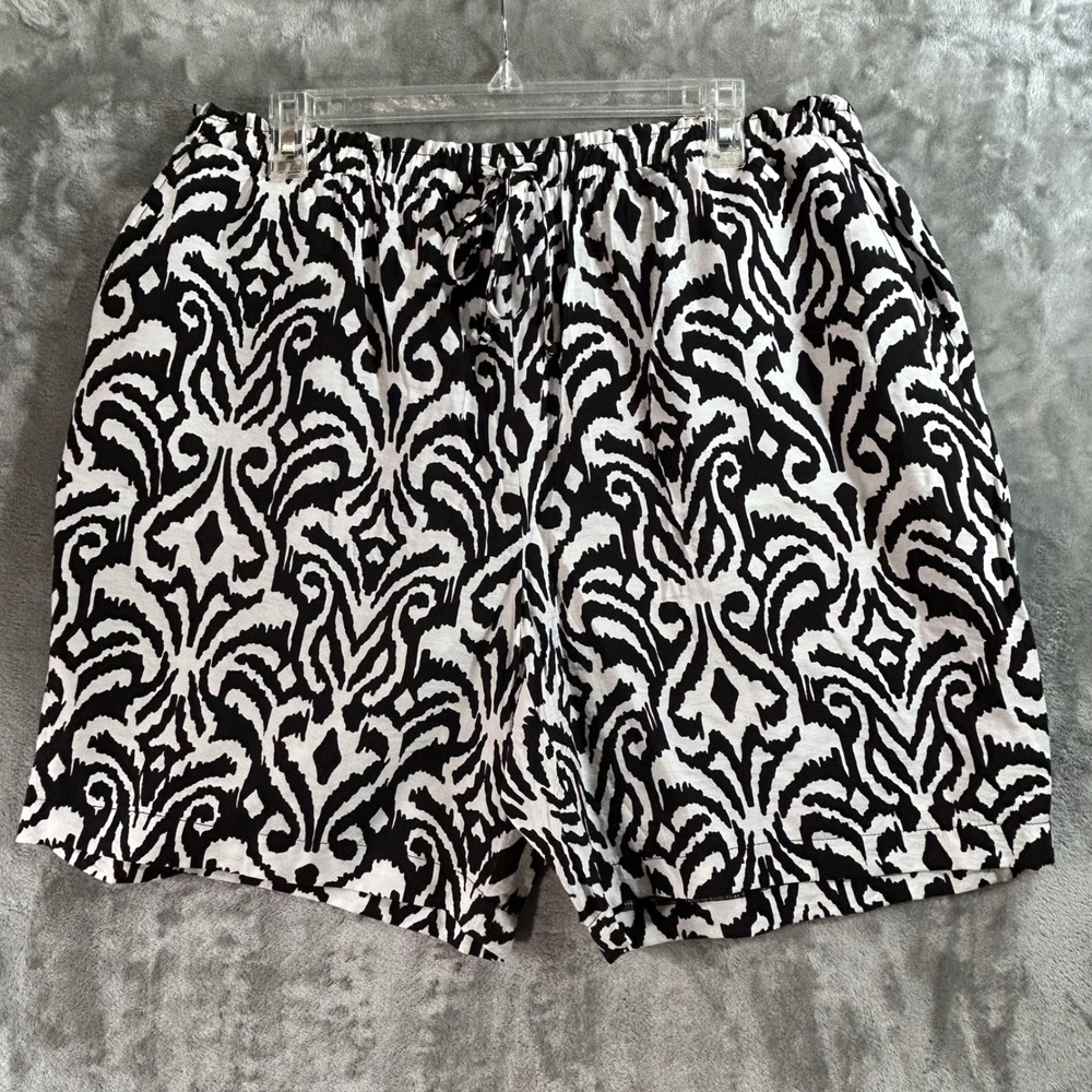 NWT SOHO APPAREL LTD Women Plus Size 1X Lounge Shorts Abstract Print Black White